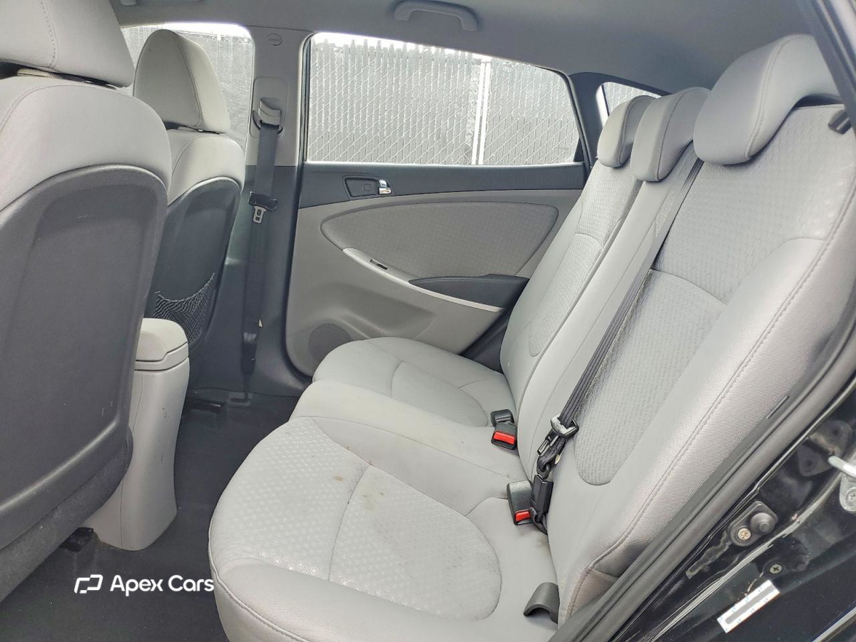 Hyundai Accent 2012