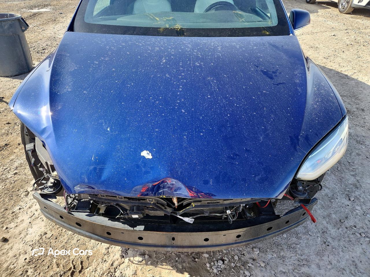Tesla Model X 2018