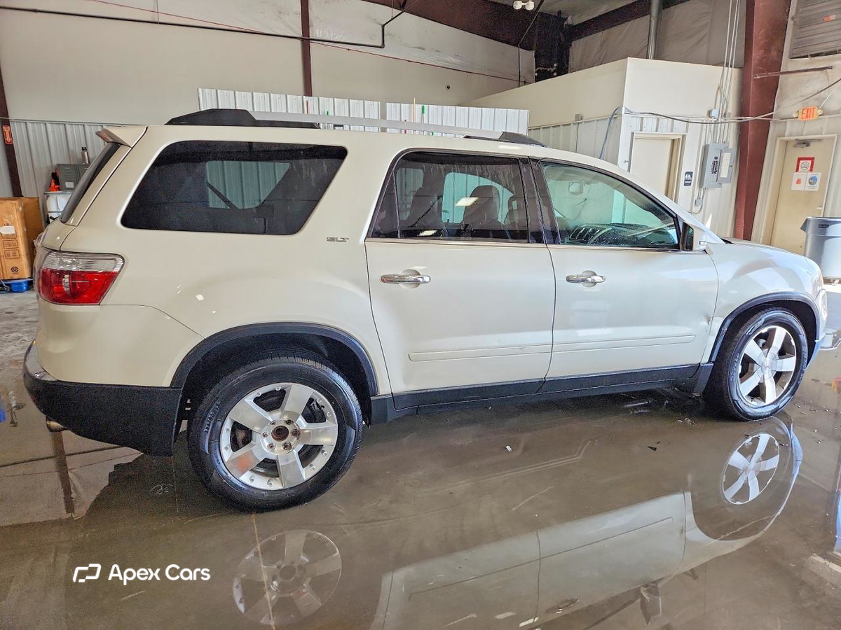 GMC Acadia 2011