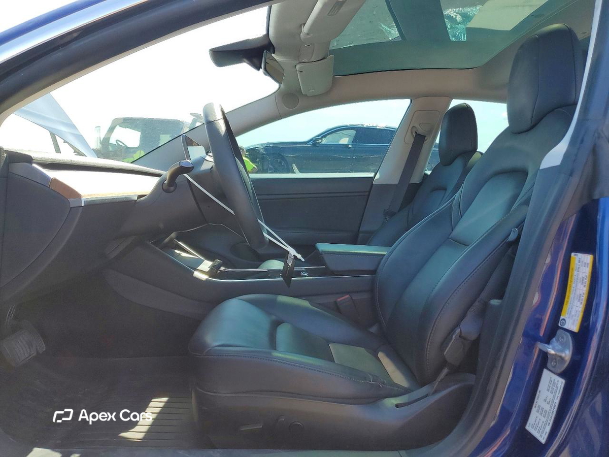 Tesla Model 3 2020