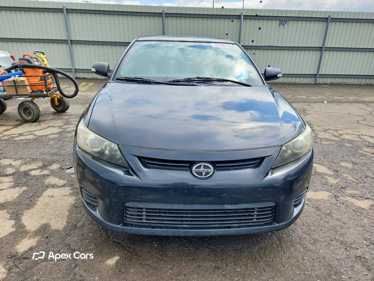 Scion tC 2012