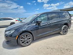 Chrysler Pacifica 2020