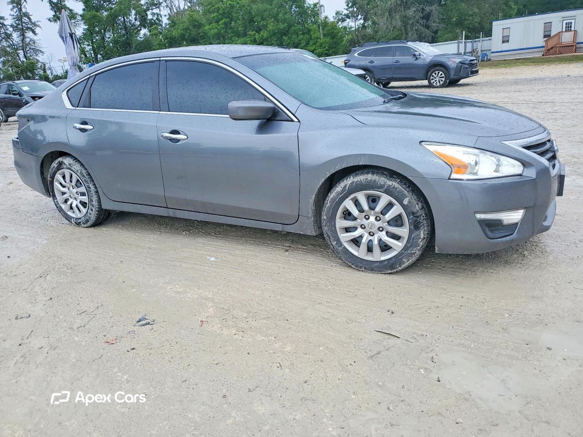 Nissan Altima 2015