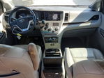 Toyota Sienna 2015