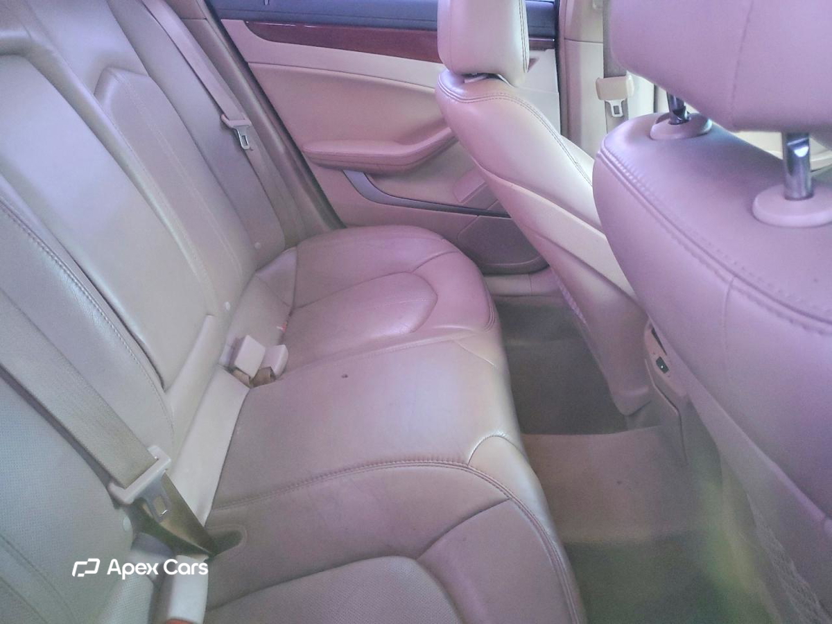 Cadillac CTS 2011