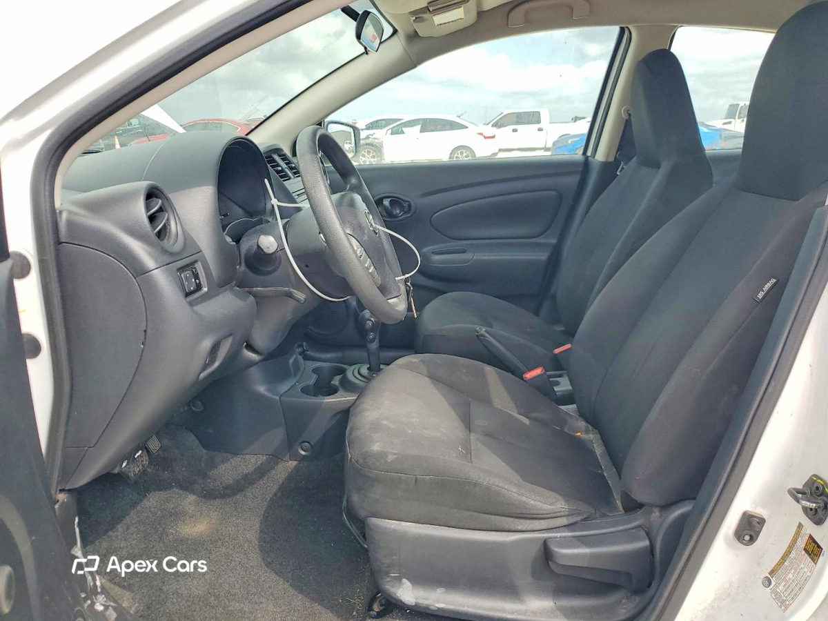 Nissan Versa 2017