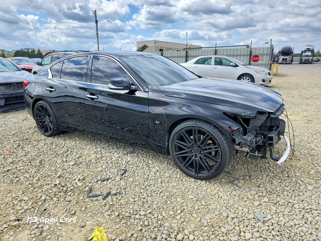 Infiniti Q50 2015