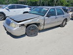 Ford Crown Victoria 2004