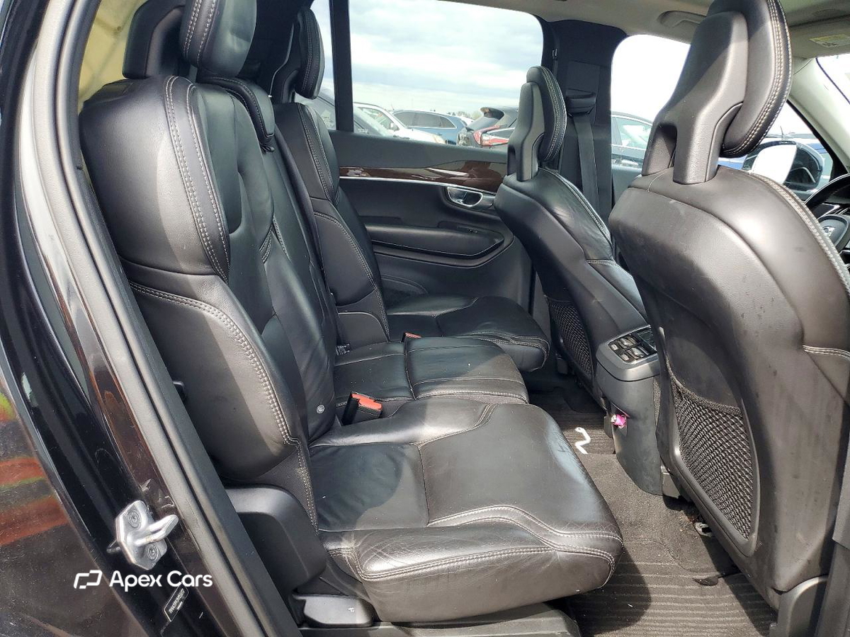 Volvo XC90 2017