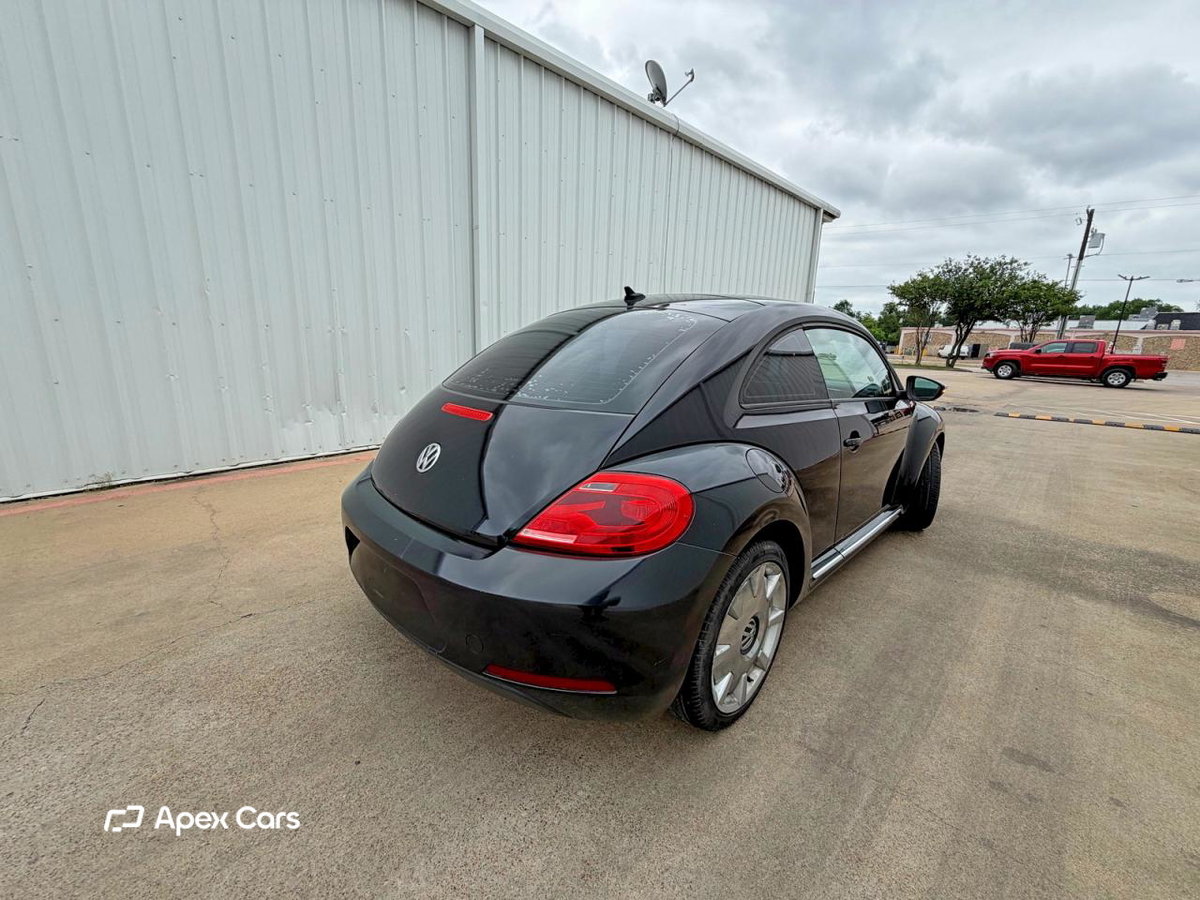 Volkswagen Beetle 2013