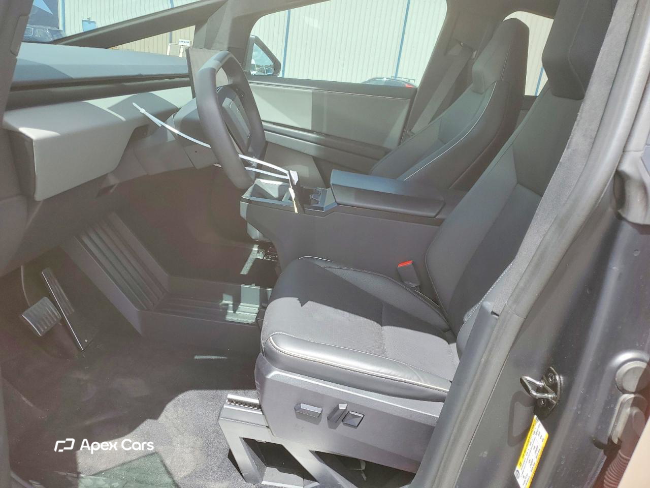 Tesla Cybertruck 2024