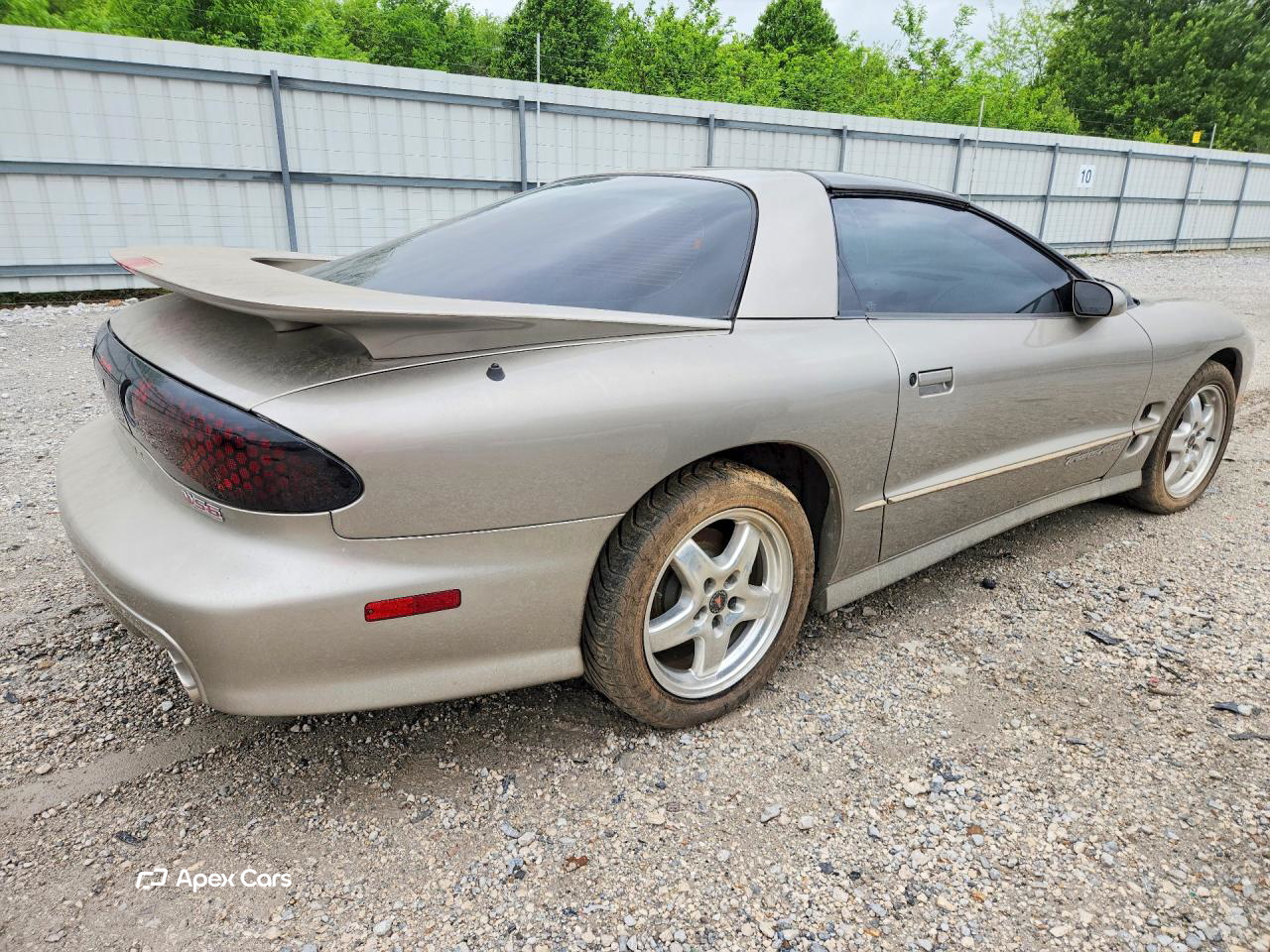 Pontiac Firebird 2002