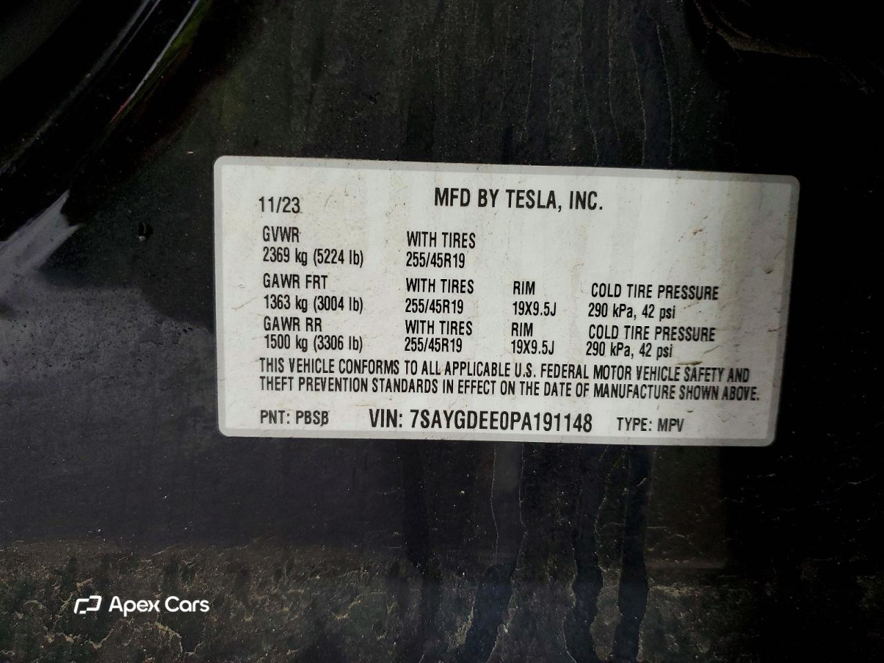 Tesla Model Y 2023