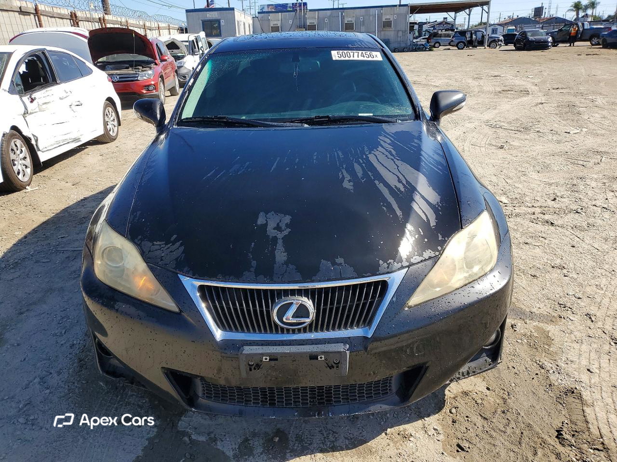 Lexus IS 2011