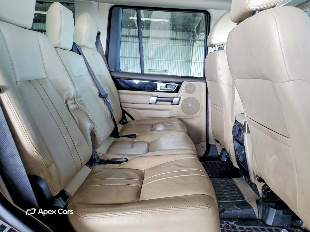 Land Rover LR4 2016