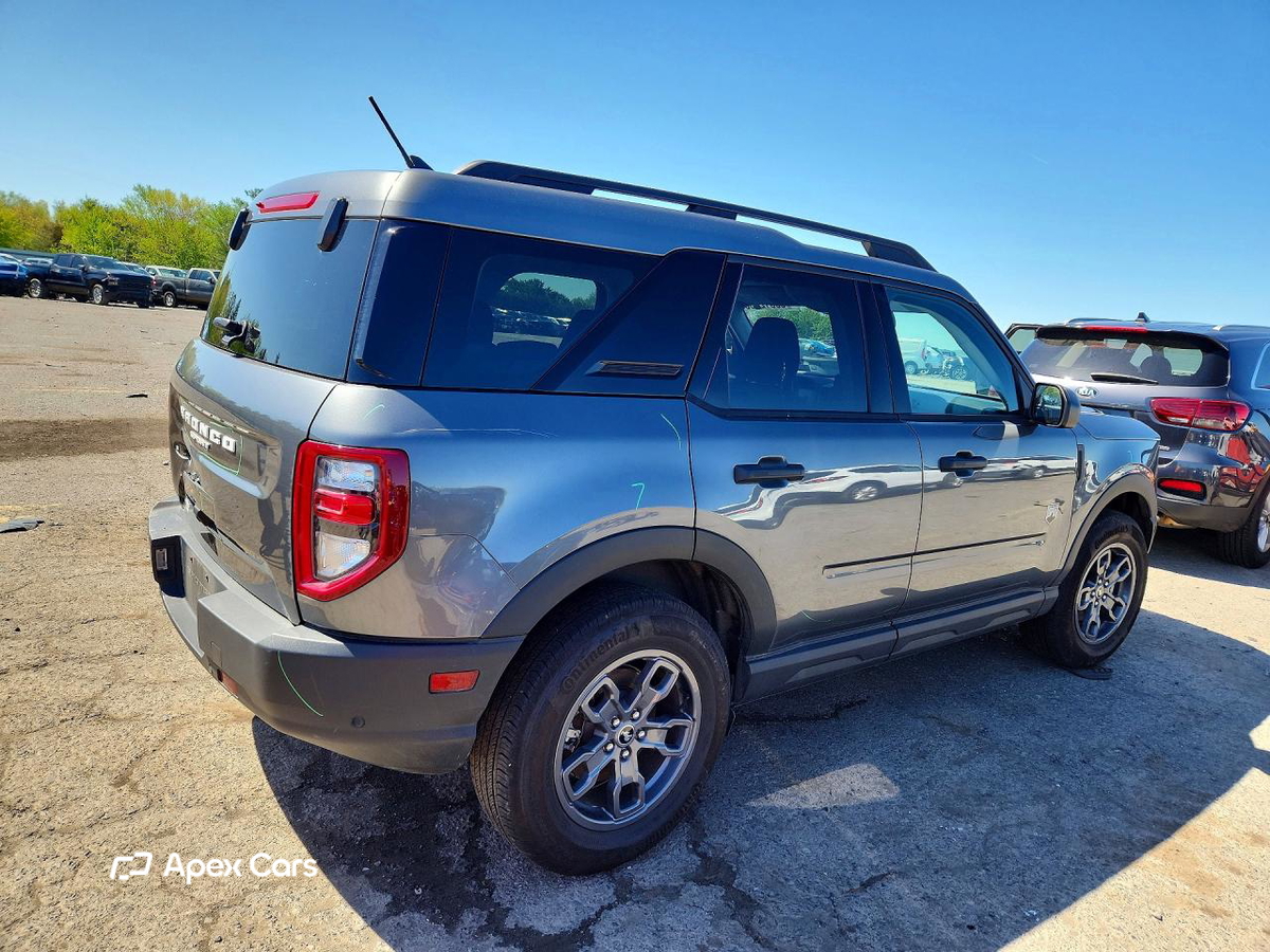 Ford Bronco 2024