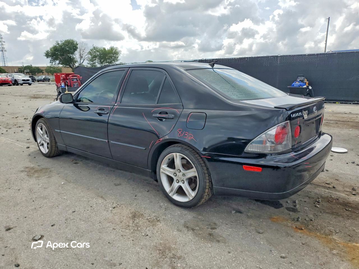 Lexus IS 2005