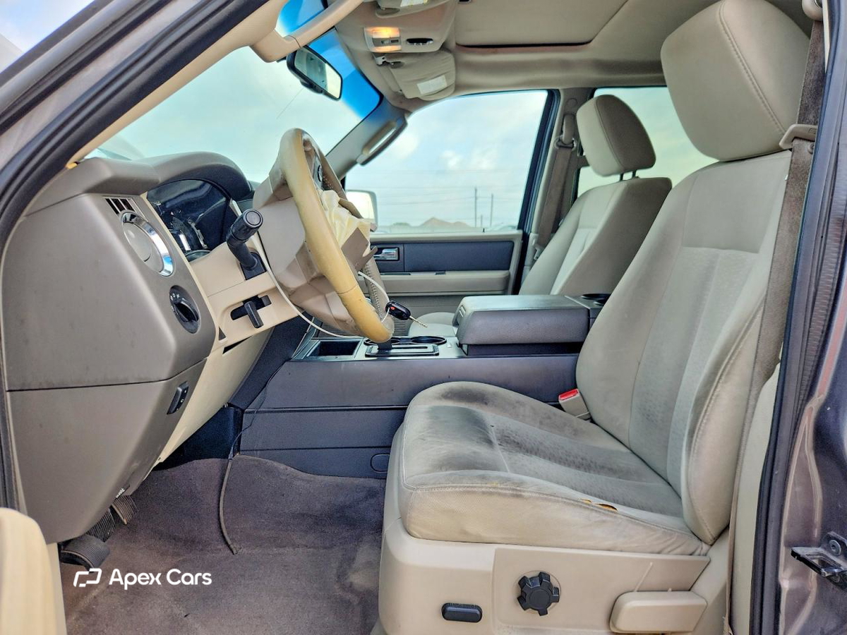 Ford Expedition 2010