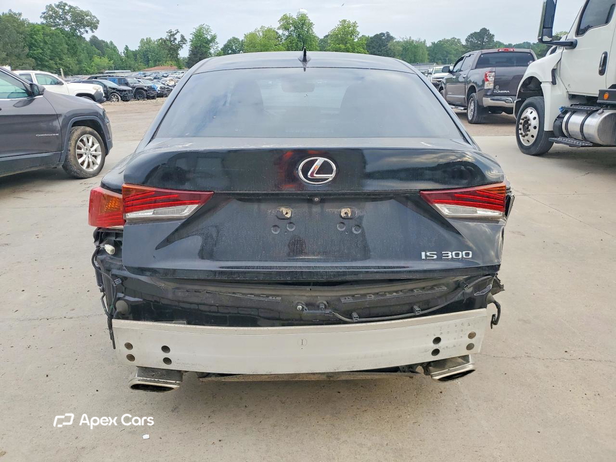 Lexus IS 2018
