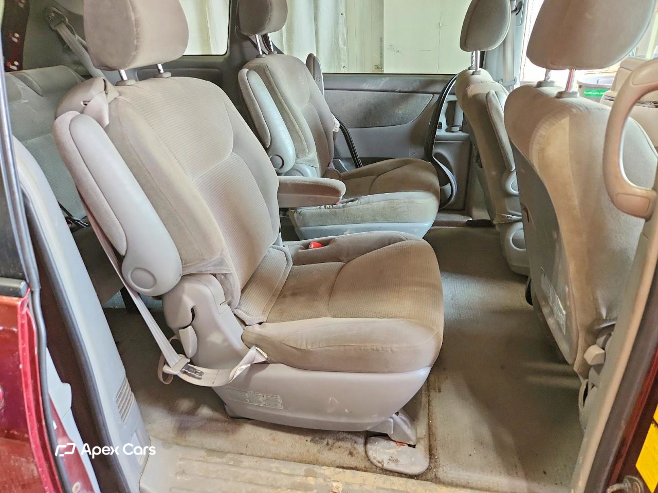 Toyota Sienna 2004