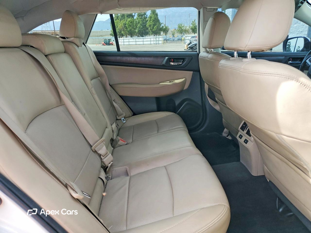 Subaru Outback 2015