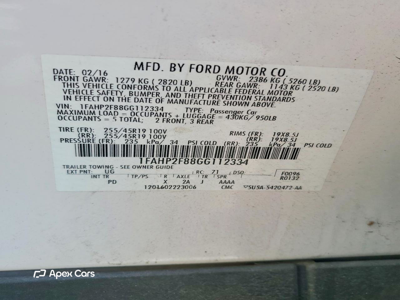 Ford Taurus 2016