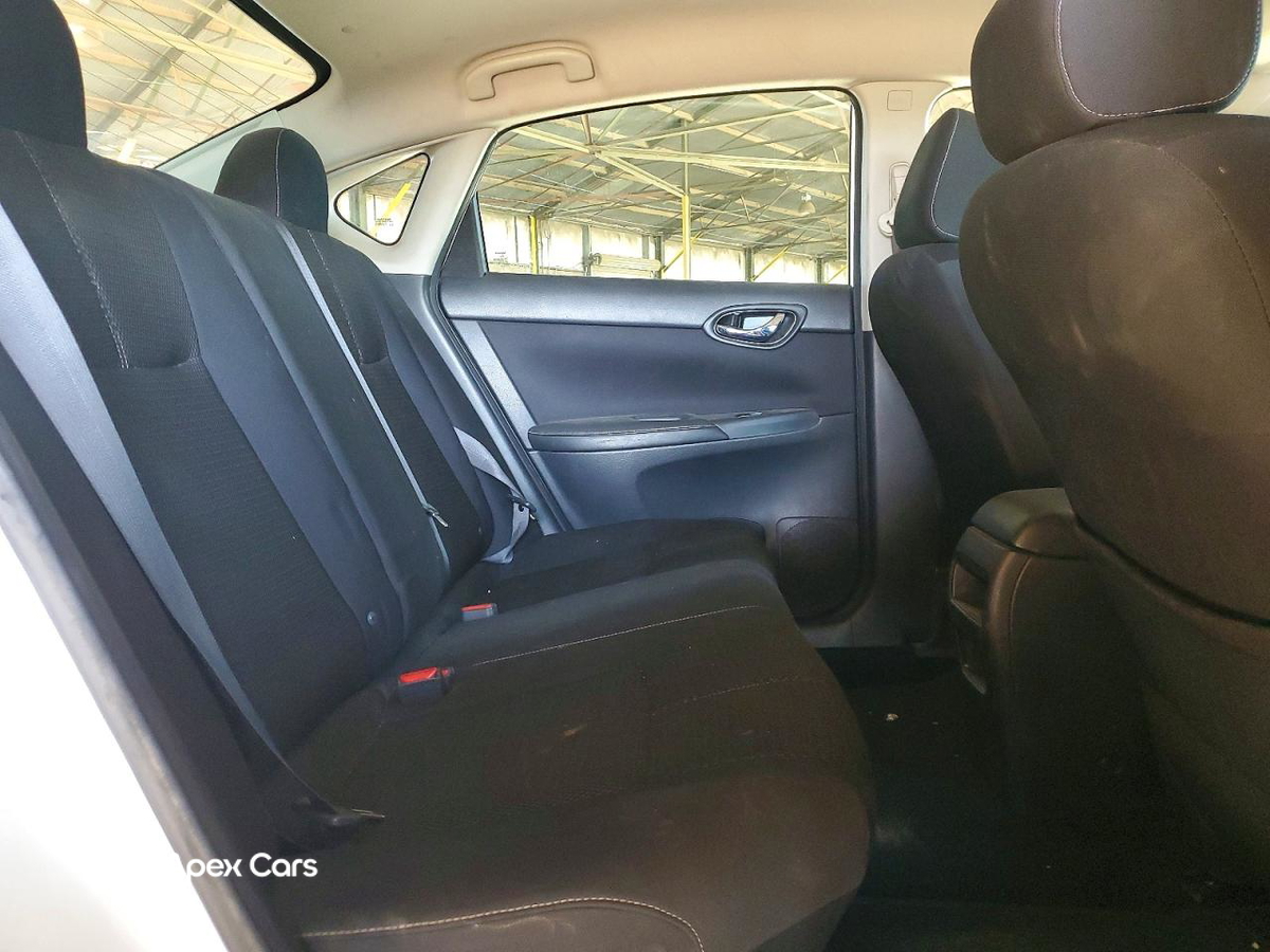 Nissan Sentra 2016