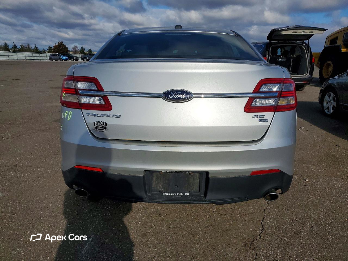 Ford Taurus 2014