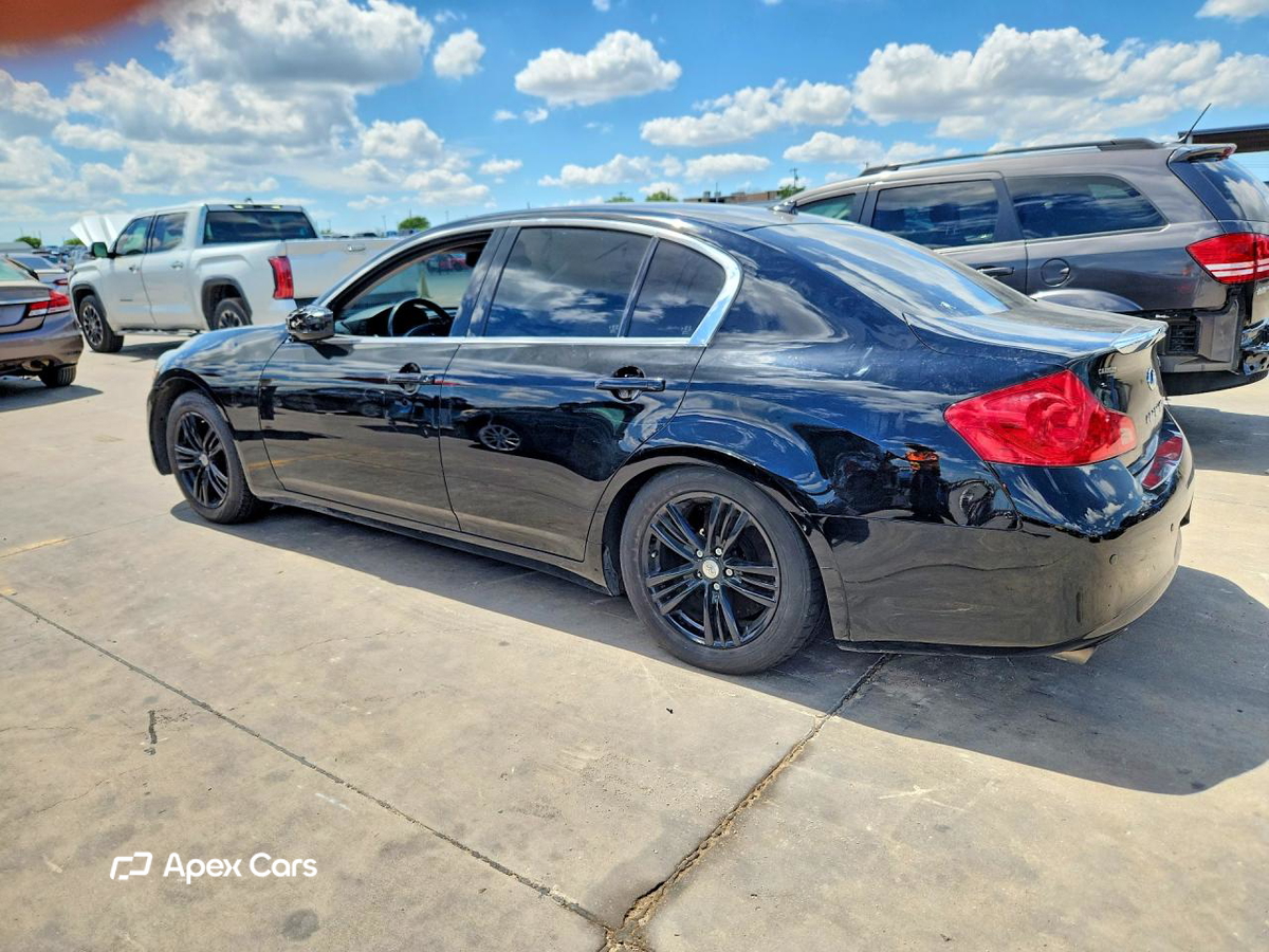 Infiniti G 2013