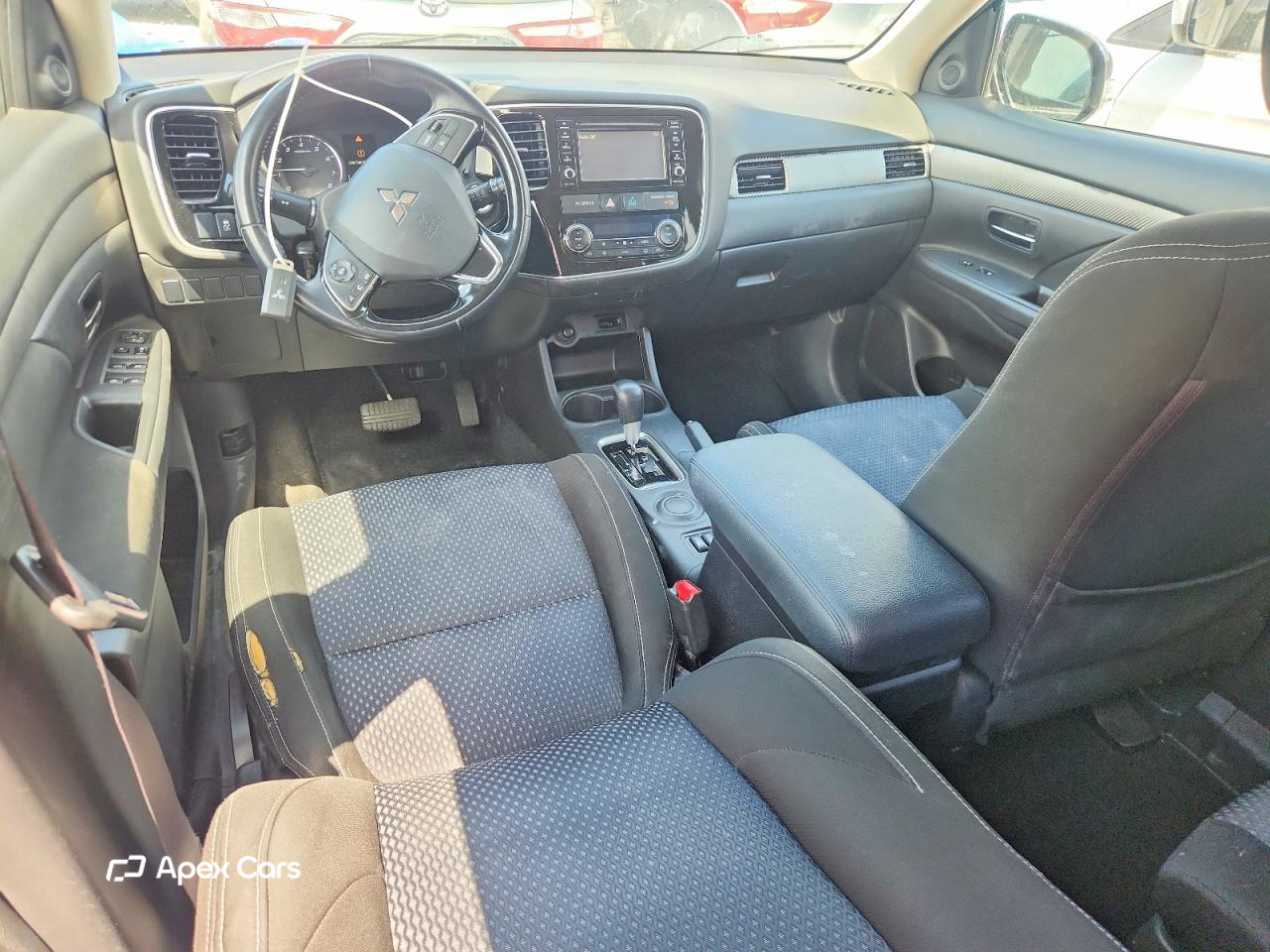 Mitsubishi Outlander 2016
