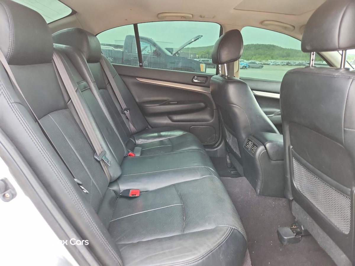 Infiniti G 2013
