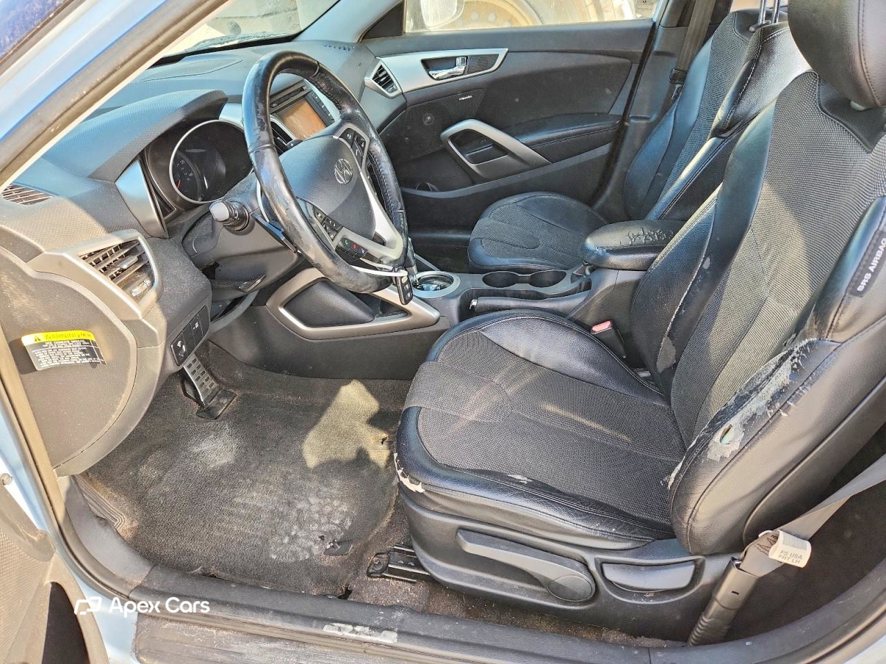 Hyundai Veloster 2012