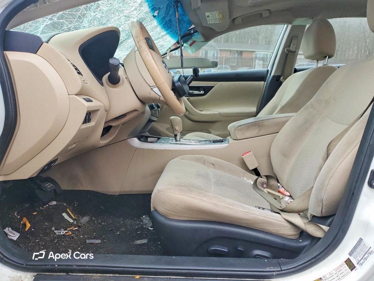 Nissan Altima 2015