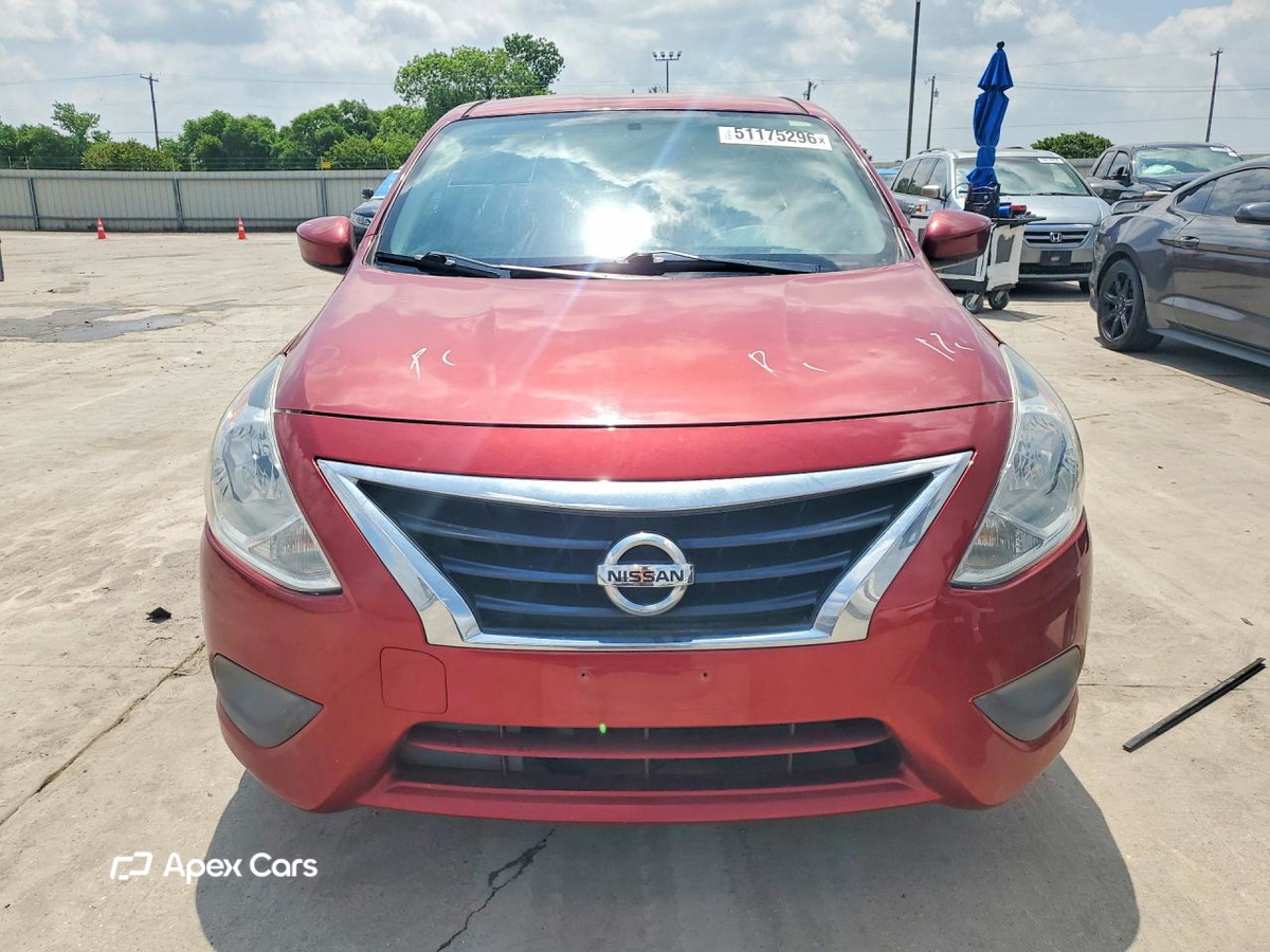 Nissan Versa 2017