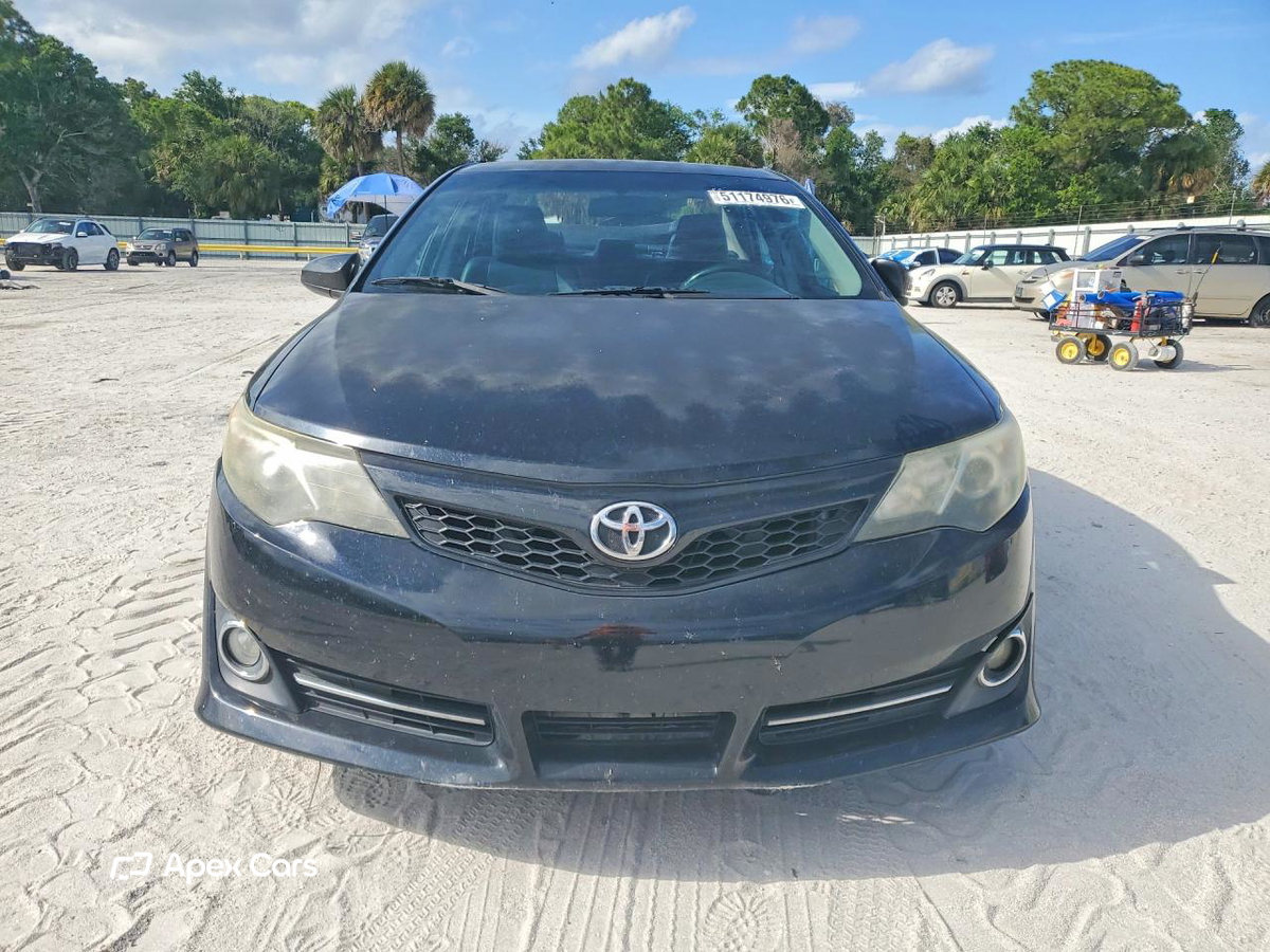 Toyota Camry 2012