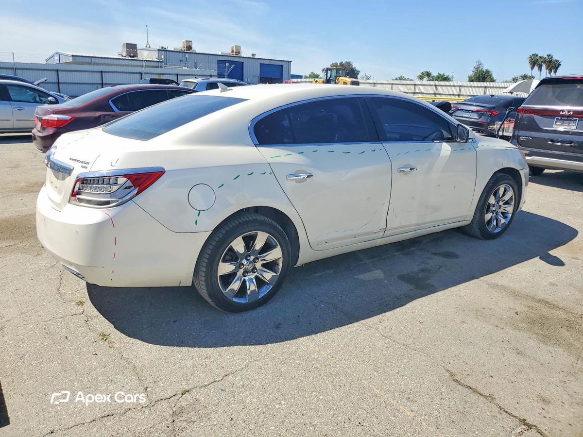 Buick LaCrosse 2011
