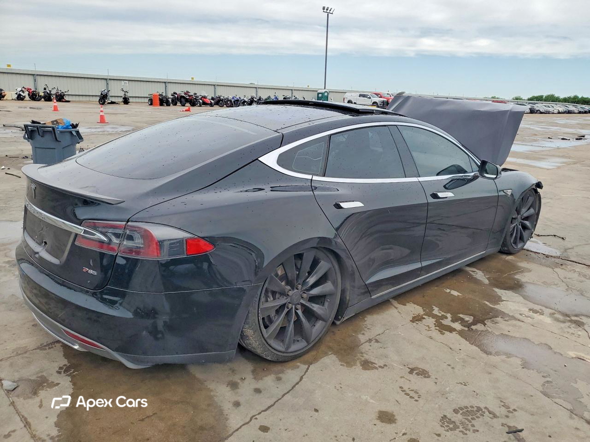 Tesla Model S 2013