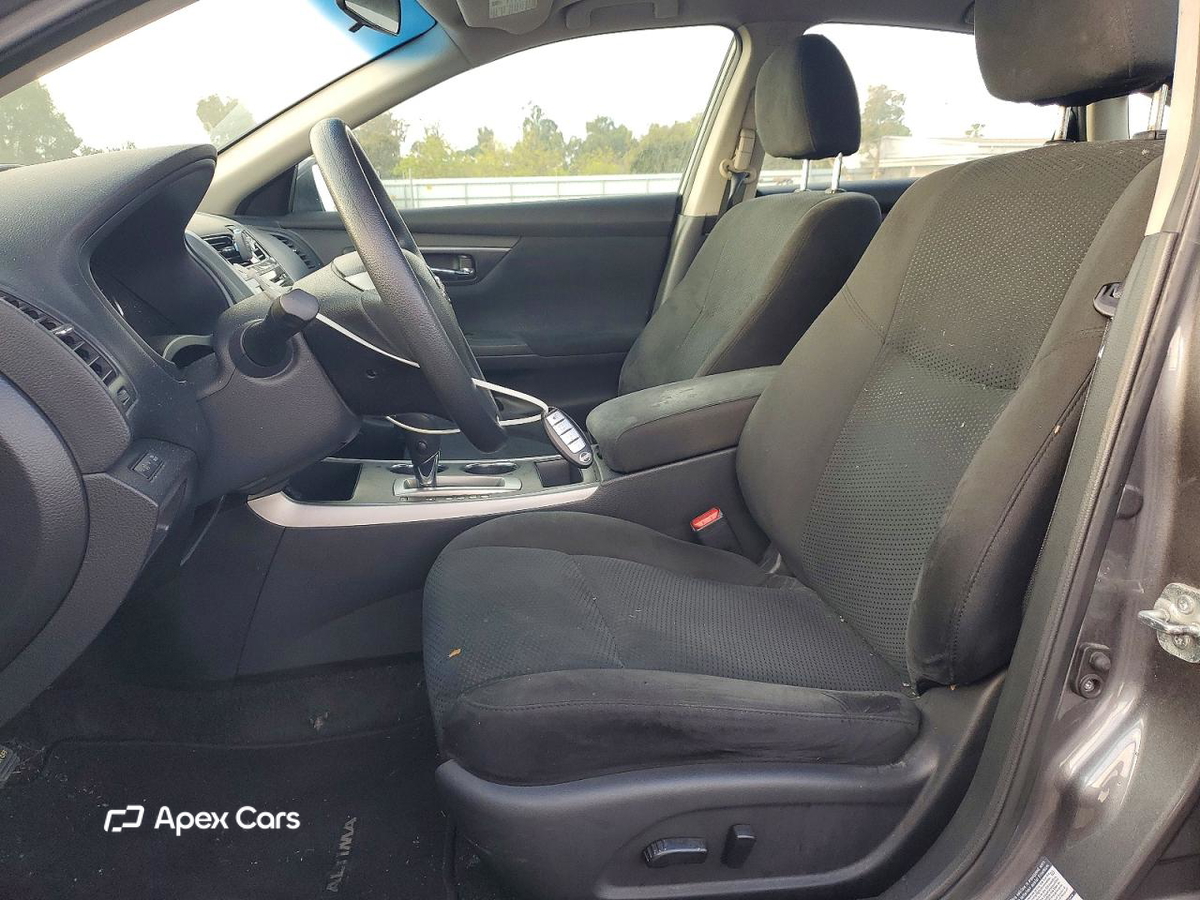 Nissan Altima 2015
