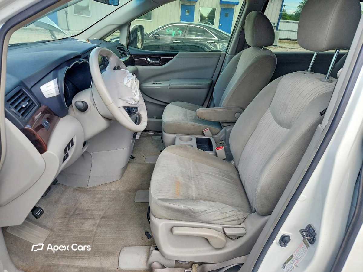 Nissan Quest 2012