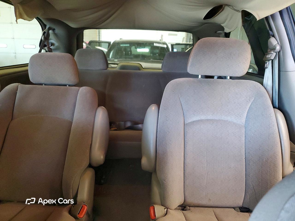 Dodge Caravan 2003