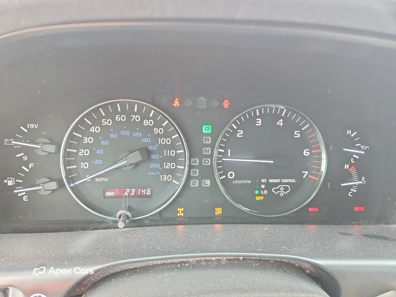 Lexus LX 2004