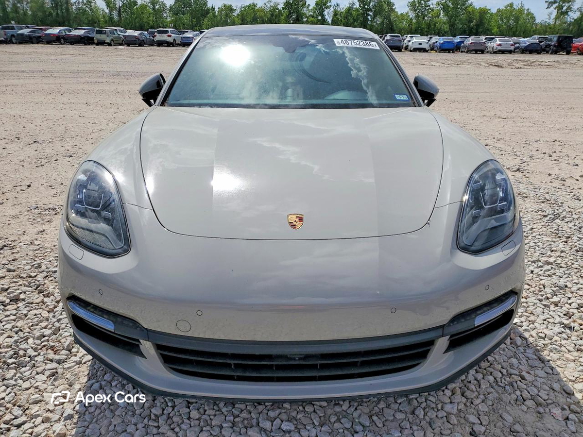 Porsche Panamera 2018