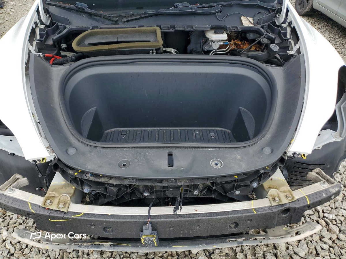 Tesla Model Y 2020