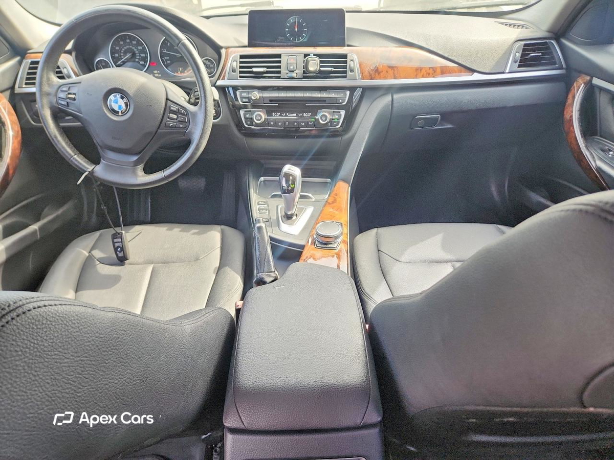 BMW Series 3 2017