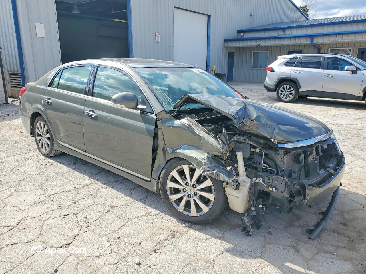 Toyota Avalon 2011