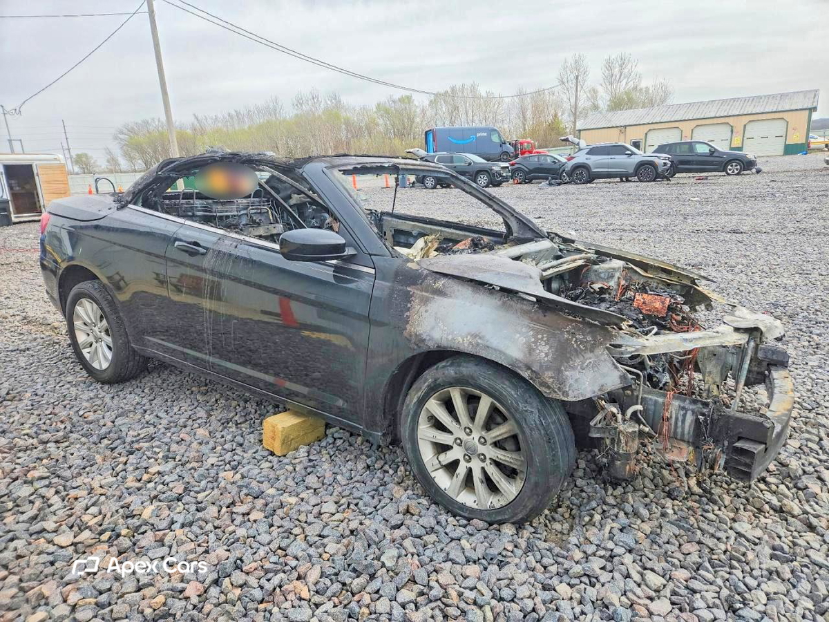 Chrysler 200 2012