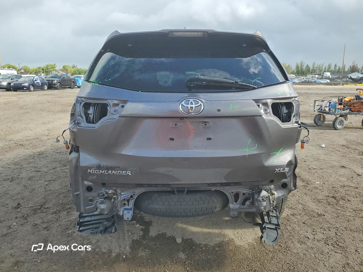 Toyota Highlander 2018