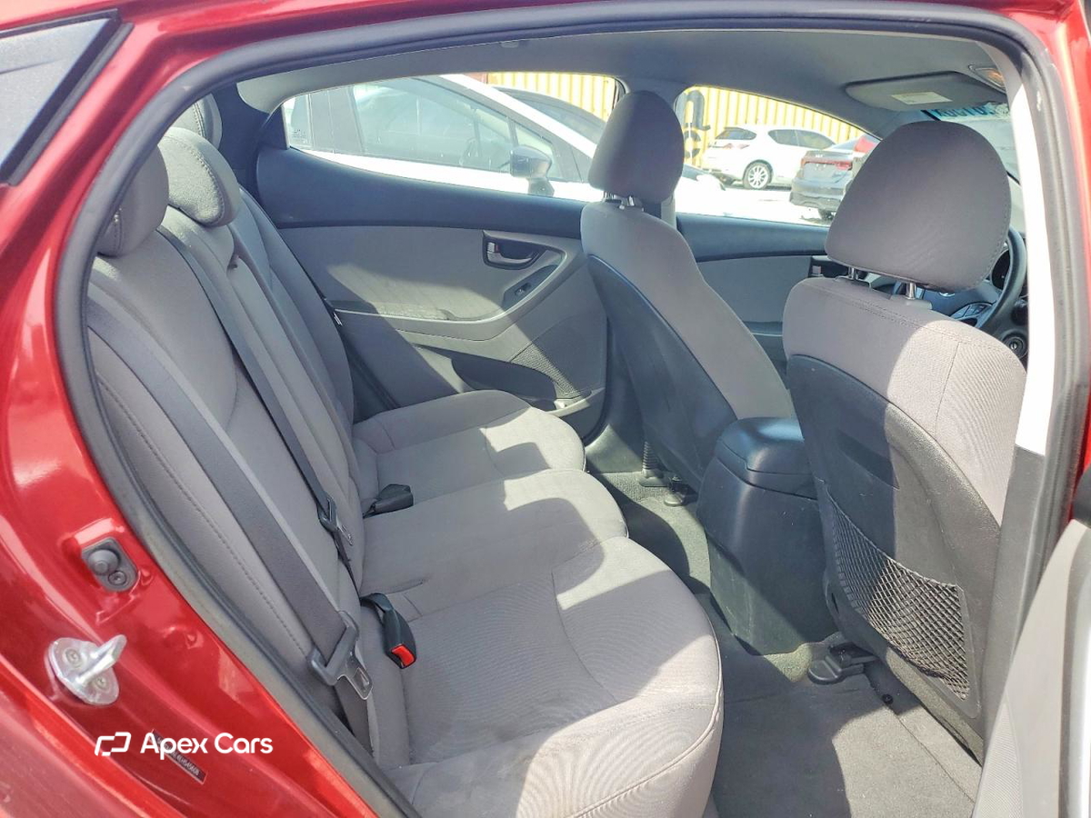 Hyundai Elantra 2014