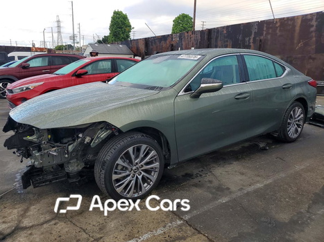 Lexus ES 2021 - Image 1 of 13