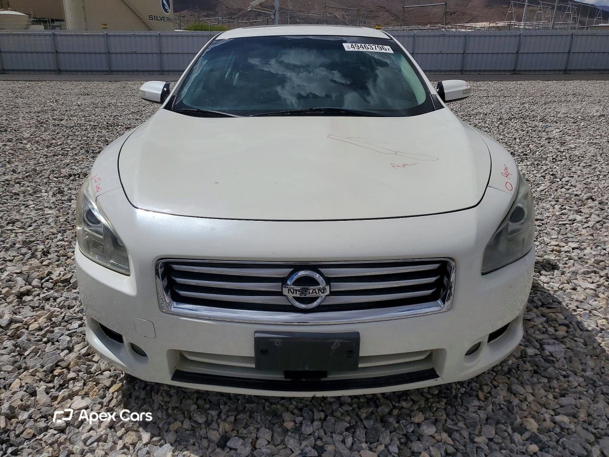 Nissan Maxima 2013